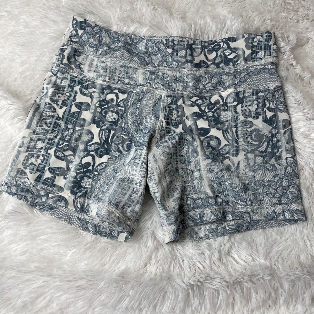 Peony swim shorts running shorts size small